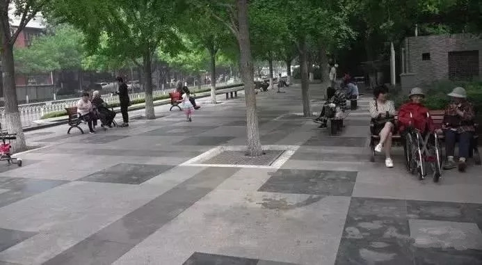 1561373377137456.jpg 户外家具四.jpg